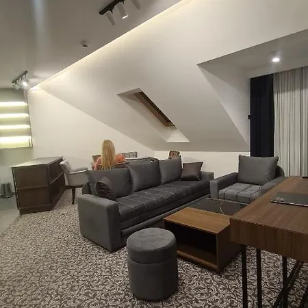 Hotel 55 M2 In With 5 Stars - Breakfast And Included In The Price Zlatibor