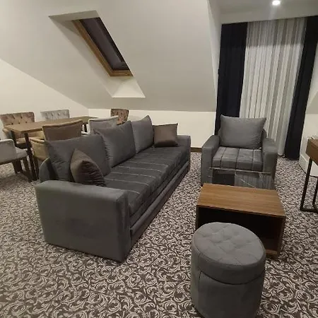 55 M2 In With 5 Stars - Breakfast And Included In The Price Hotel